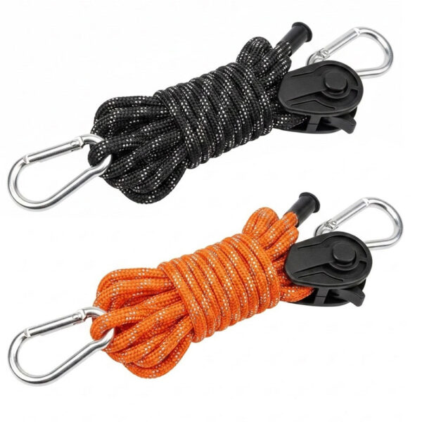 Zeltspanner mit Ratsche zum einfachen und sicheren Spannen von Abspannleinen. In den Farben Schwarz und Orange.