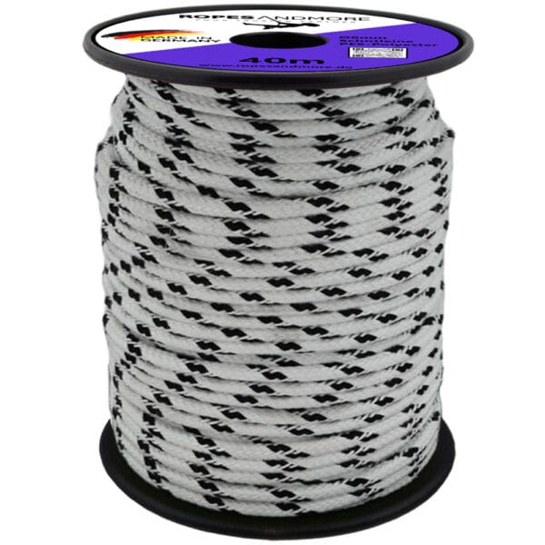 Weich geflochtene Schotleine 6mm aus Polyester-Kammgarn in weiß mit schwarzem Kennfaden.