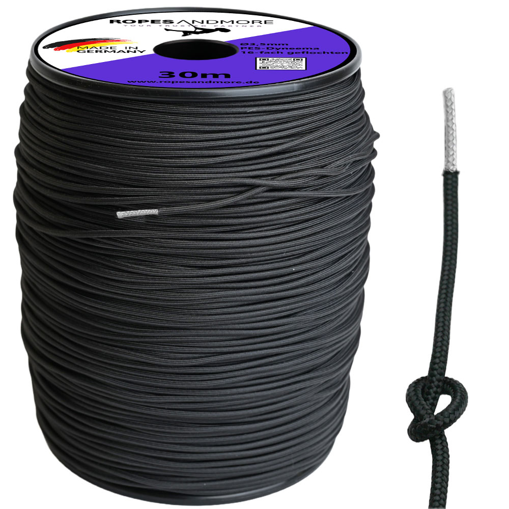 Spule mit schwarzem Dyneema-Seil 3,5 mm Durchmesser und abriebfestem PES-Mantel.